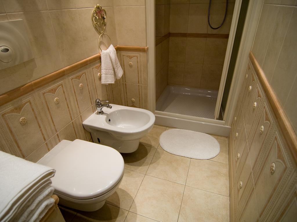 Les Suites Bed & Breakfast 3*