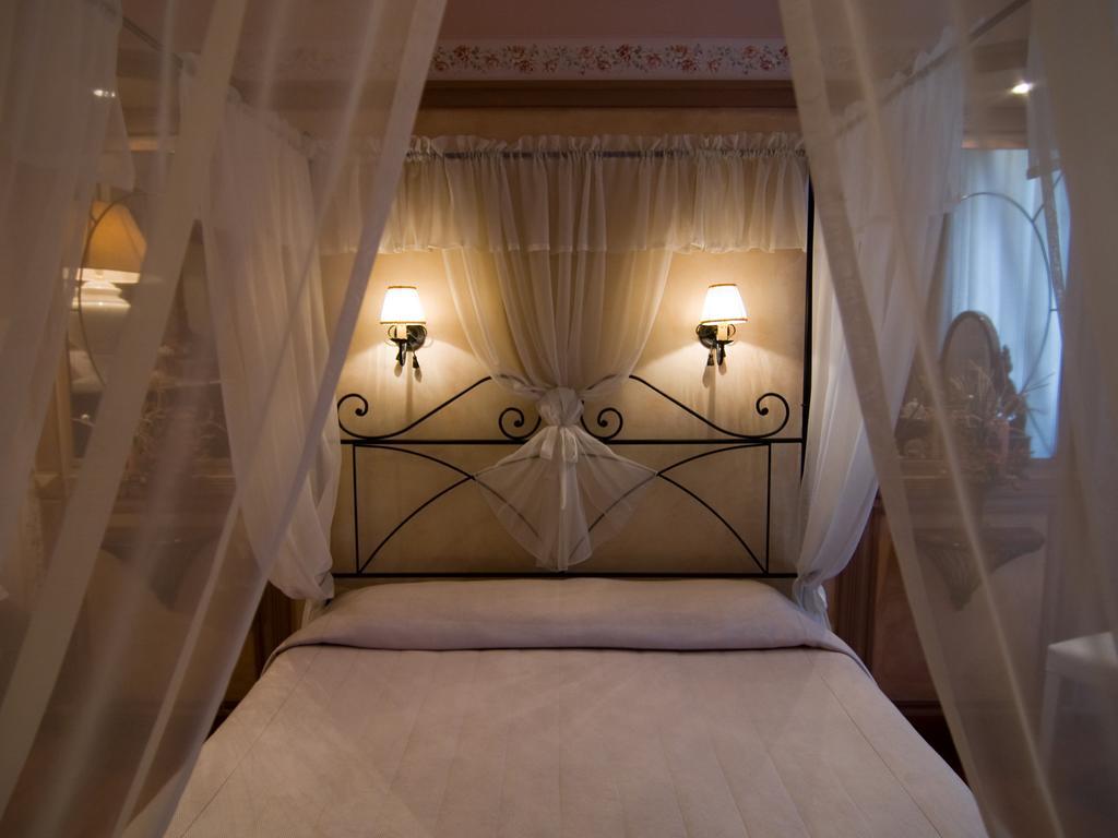 Les Suites 3* Rome
